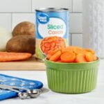 Great Value Sliced Carrots, 14.5 oz Can - Image 2